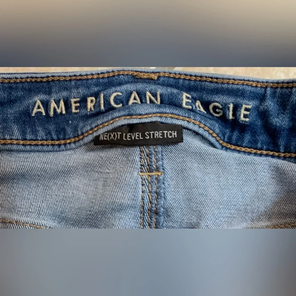 AEO AMERICAN EAGLE OUTFITTERS DISTRESS RIP jeans women’s size 8 - Picture 11 of 17